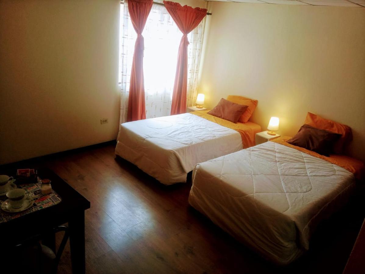 Casa De Huespedes Tu Parada En Cuenca Luaran gambar
