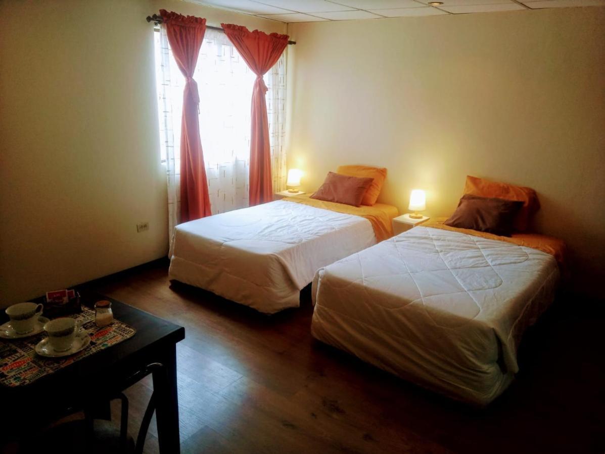 Casa De Huespedes Tu Parada En Cuenca Luaran gambar