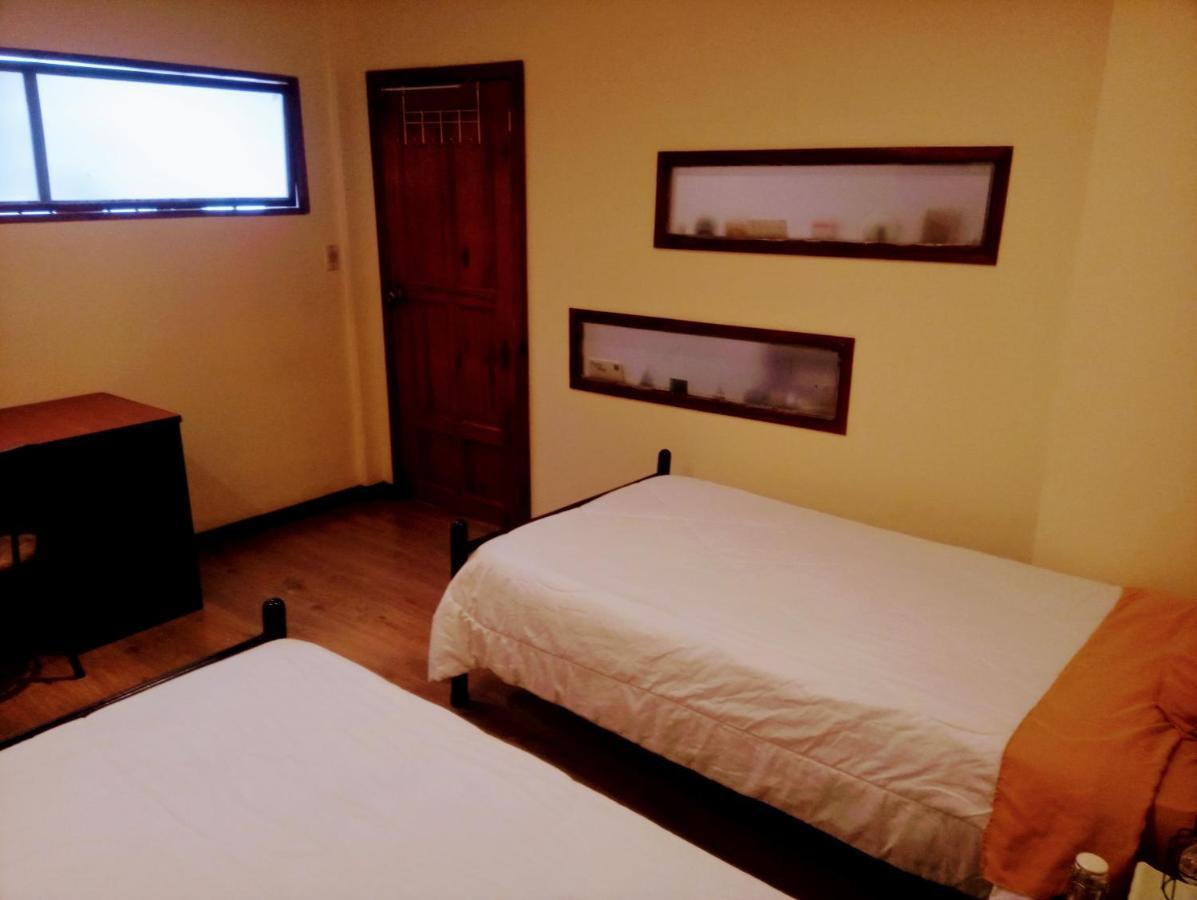 Casa De Huespedes Tu Parada En Cuenca Luaran gambar